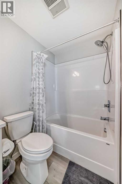 Single Family House for Sale in   Shawnee Square Shawnee Slopes Calgary 