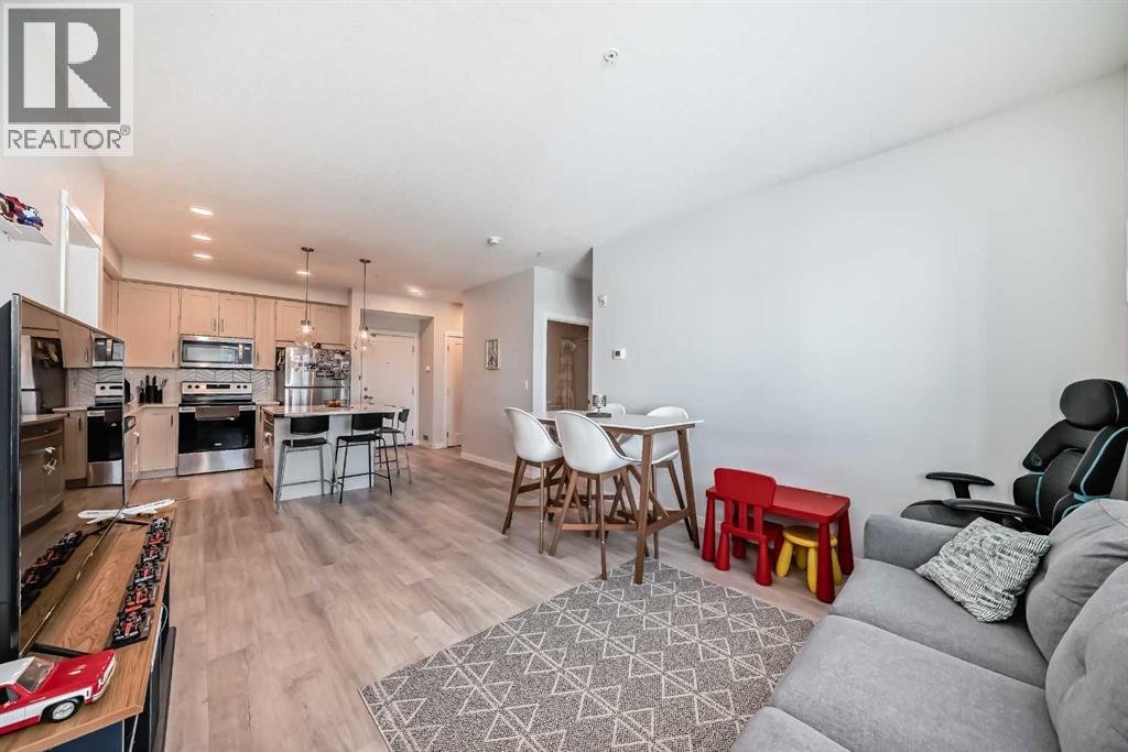 Single Family House for Sale in   Shawnee Square Shawnee Slopes Calgary 