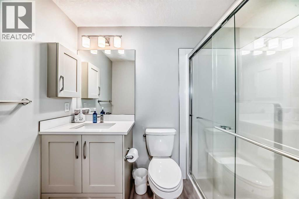 Single Family House for Sale in   Shawnee Square Shawnee Slopes Calgary 