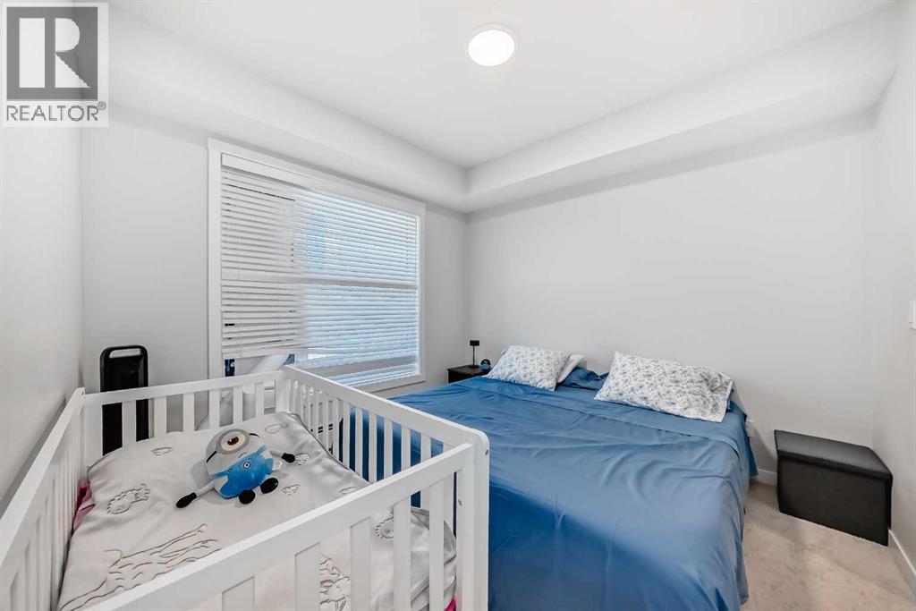 Single Family House for Sale in   Shawnee Square Shawnee Slopes Calgary 