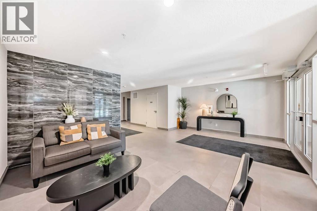Single Family House for Sale in   Shawnee Square Shawnee Slopes Calgary 