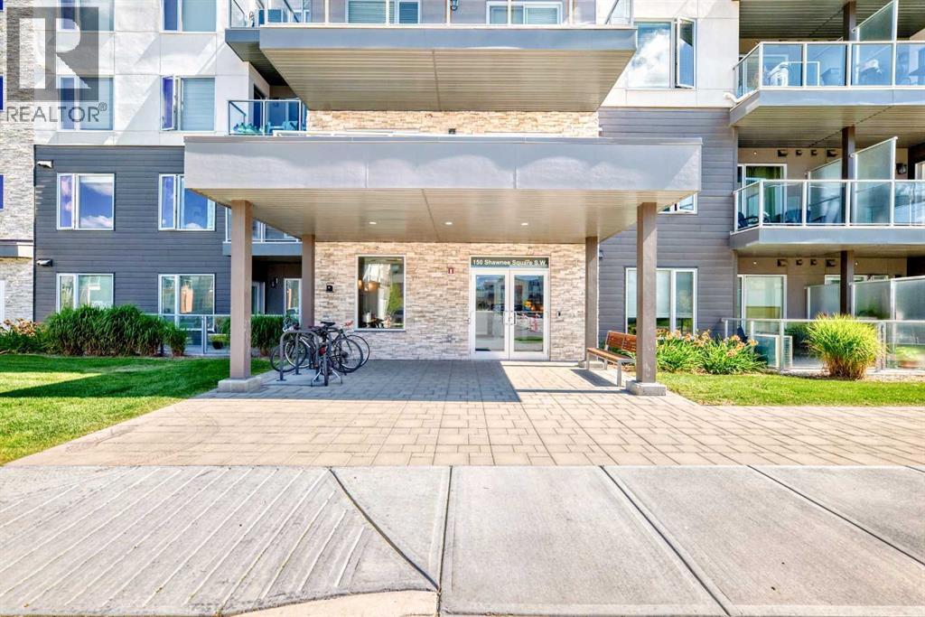 Single Family House for Sale in   Shawnee Square Shawnee Slopes Calgary 
