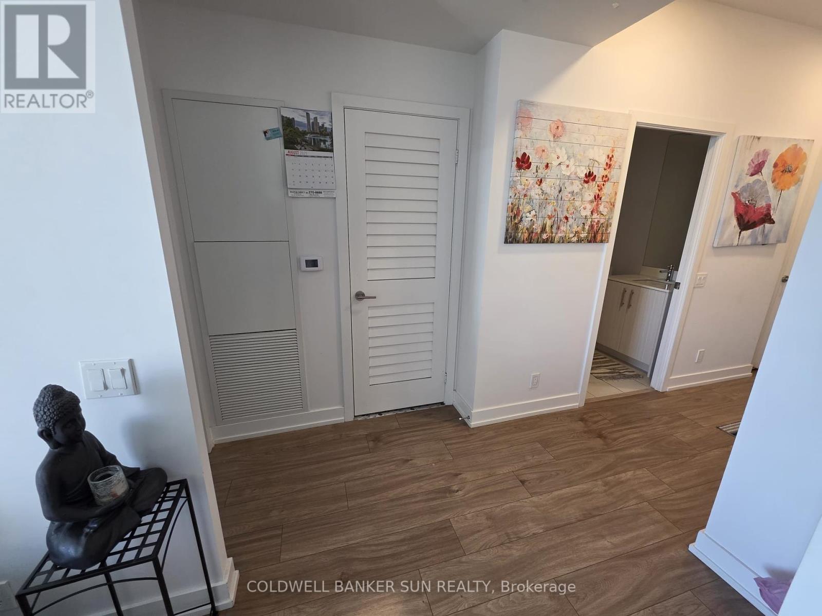 Photo 3 of 601 215 Veterans Drive, Brampton ON