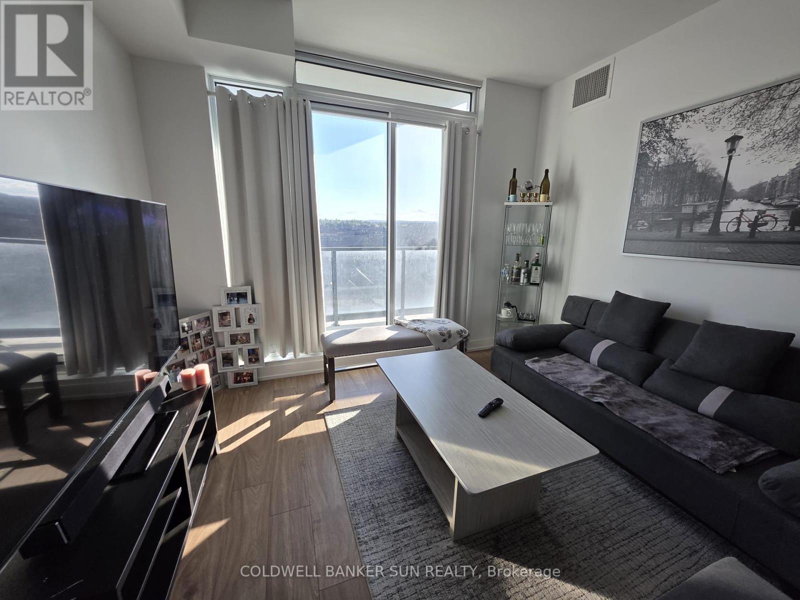 Photo 6 of 601 215 Veterans Drive, Brampton ON