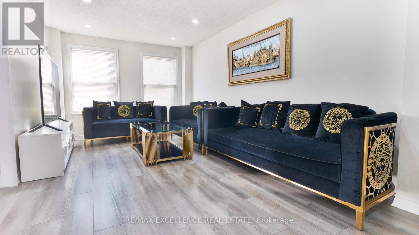 Photo 15 of 280 Hansen Road N, Brampton ON