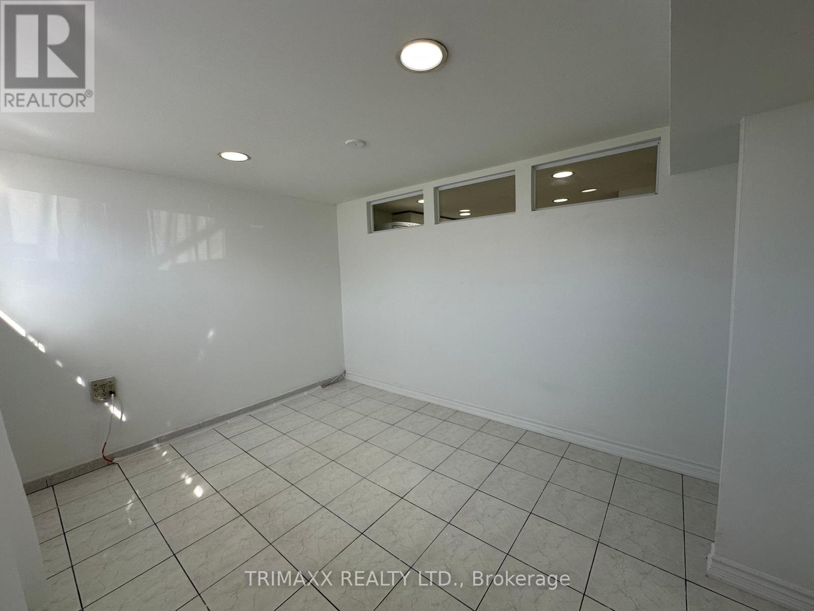 Photo 14 of Basement 14 Brigham Circuit W, Toronto ON