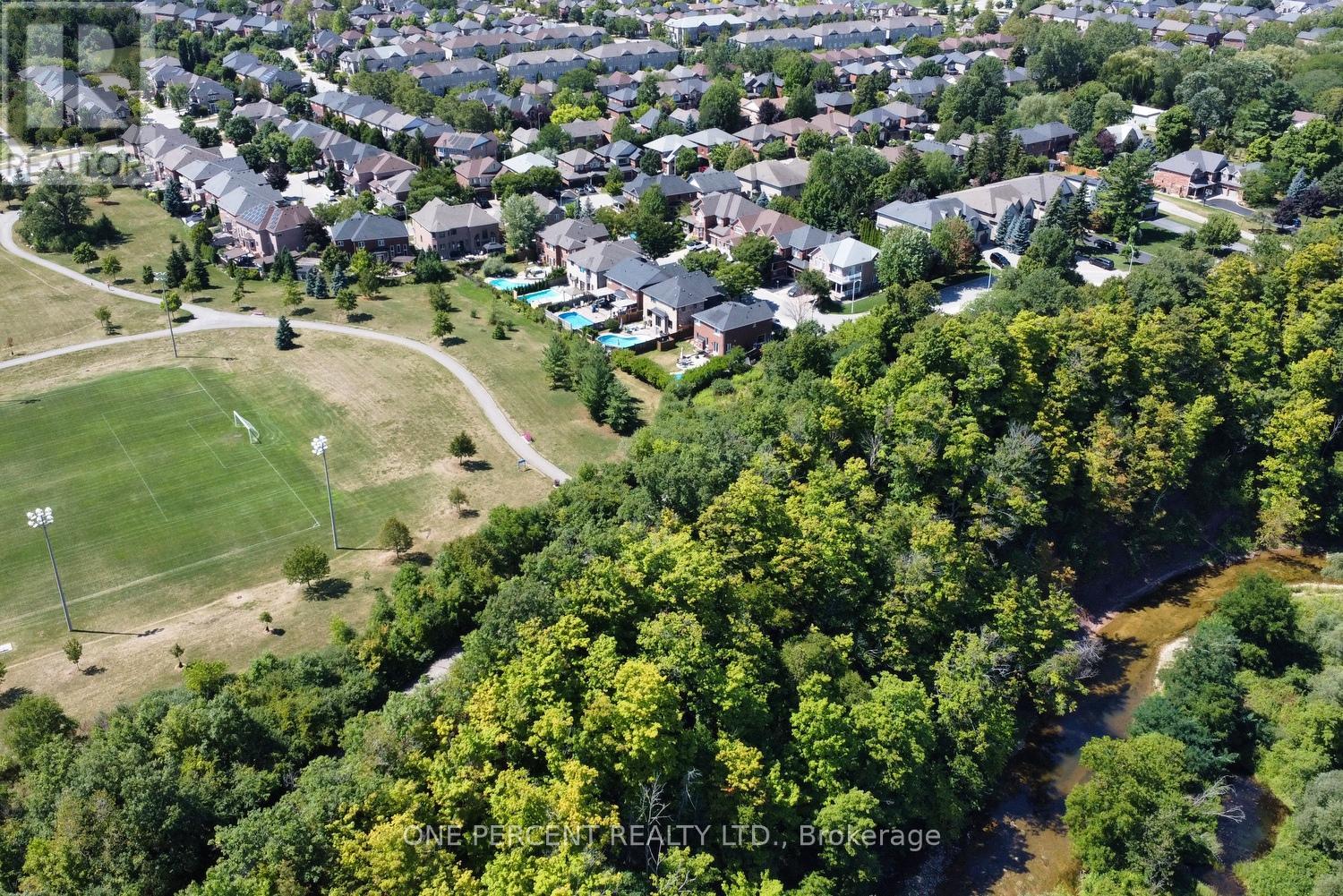 Photo 3 of 5502 Twelve Mile Trail, Burlington ON