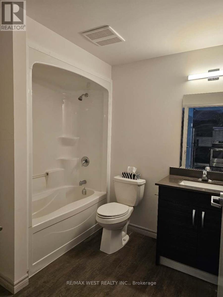 Photo 5 of 307 269 Sunview Street, Waterloo ON