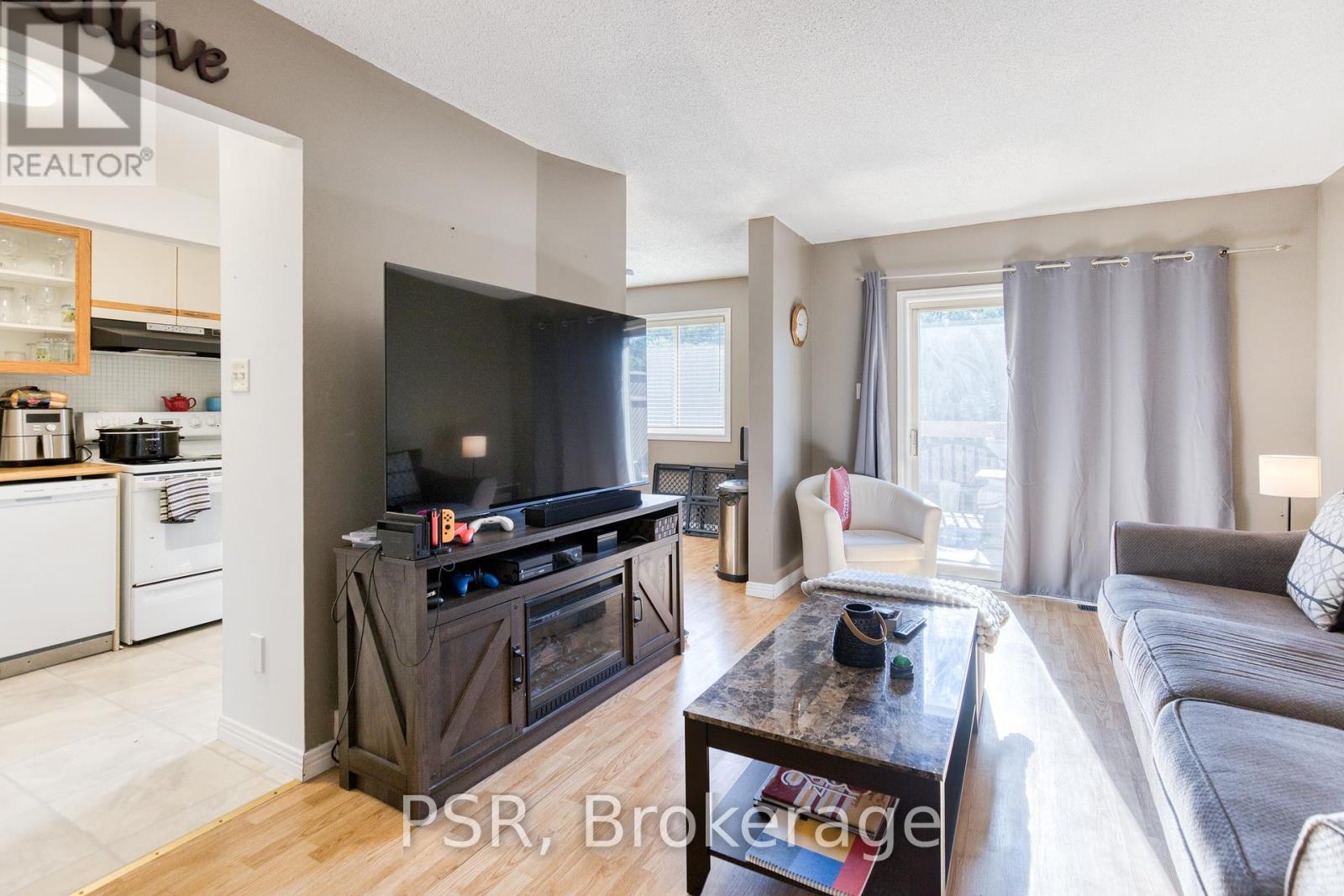 Photo 7 of 81 Brembel Street, Kitchener ON