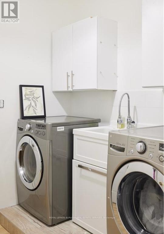 Photo 17 of Main 217 Donnici Drive, Hamilton ON