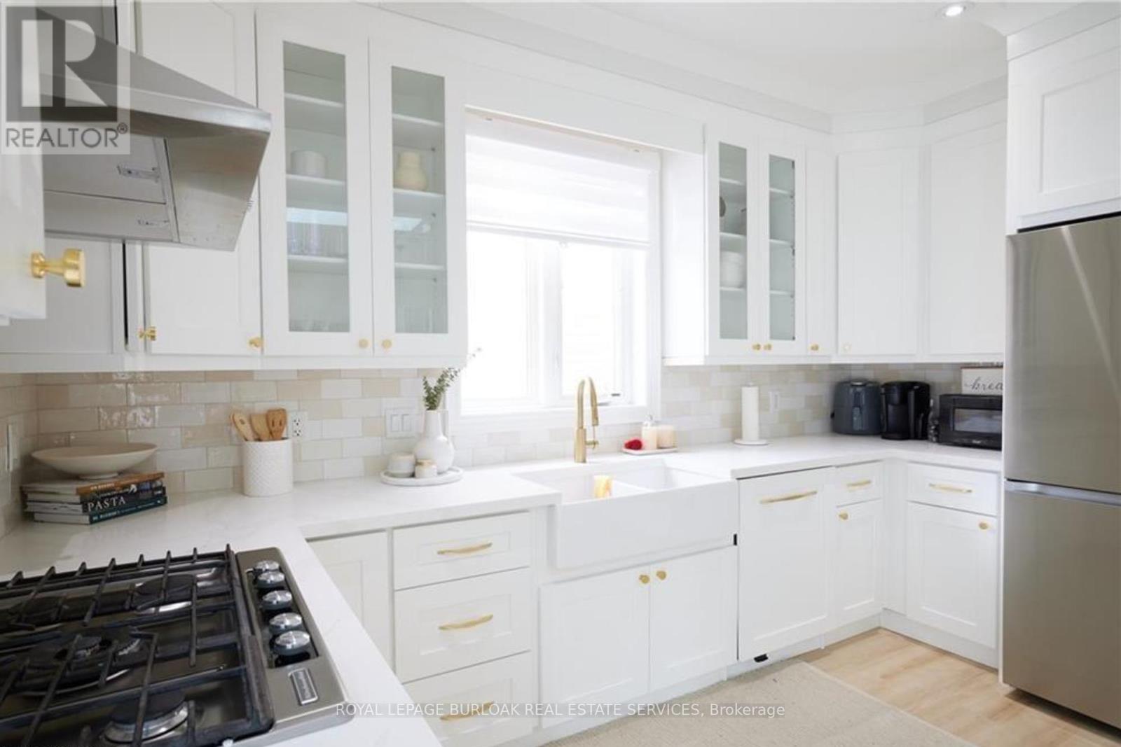 Photo 6 of Main 217 Donnici Drive, Hamilton ON