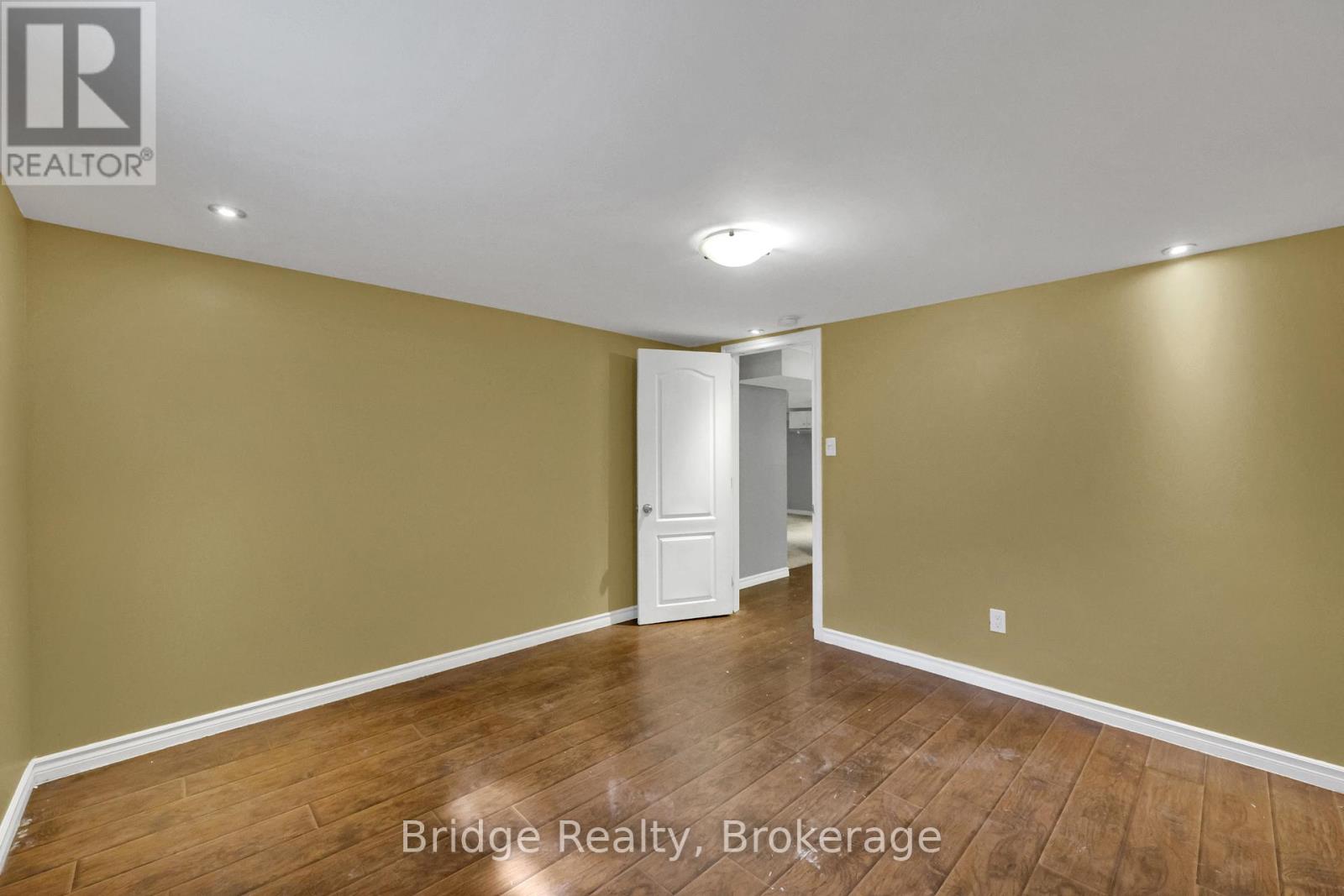 Photo 4 of 440 Paterson Avenue, London East ON
