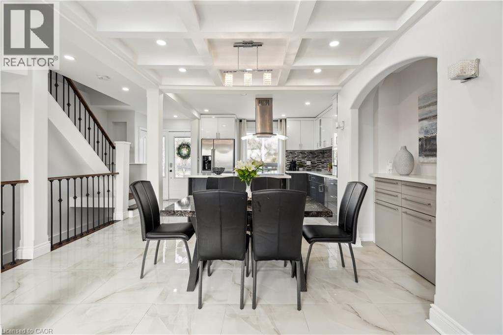 Photo 8 of 16 Campbell Court, Acton ON