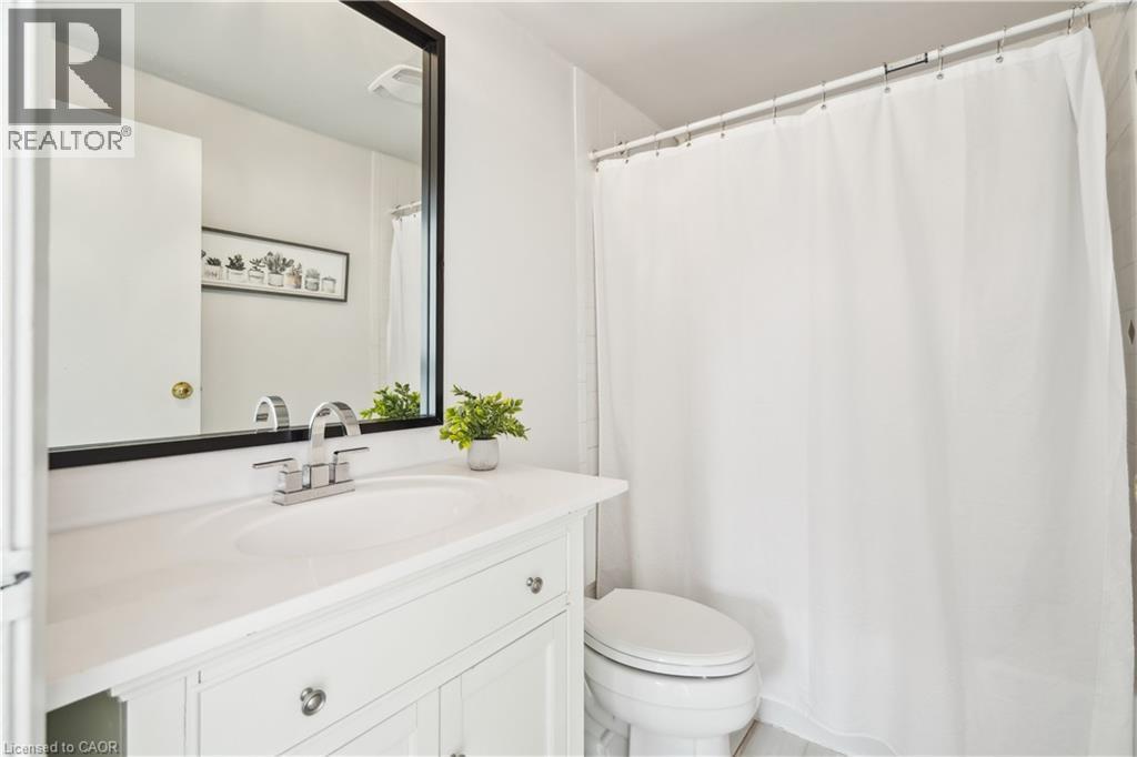Photo 19 of 16 Campbell Court, Acton ON