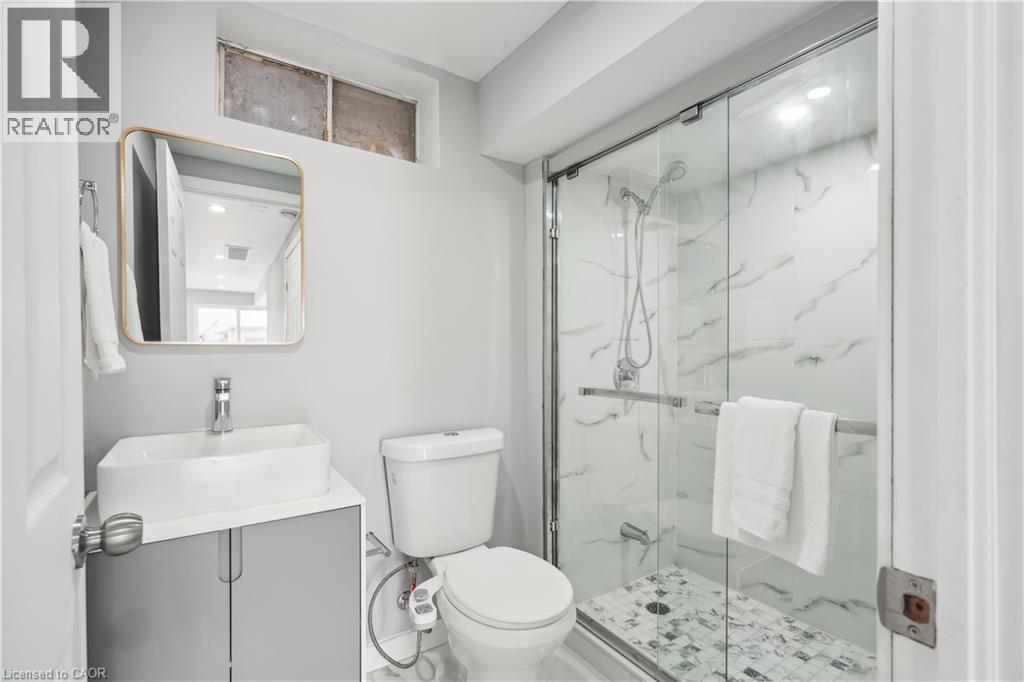 Photo 21 of 16 Campbell Court, Acton ON