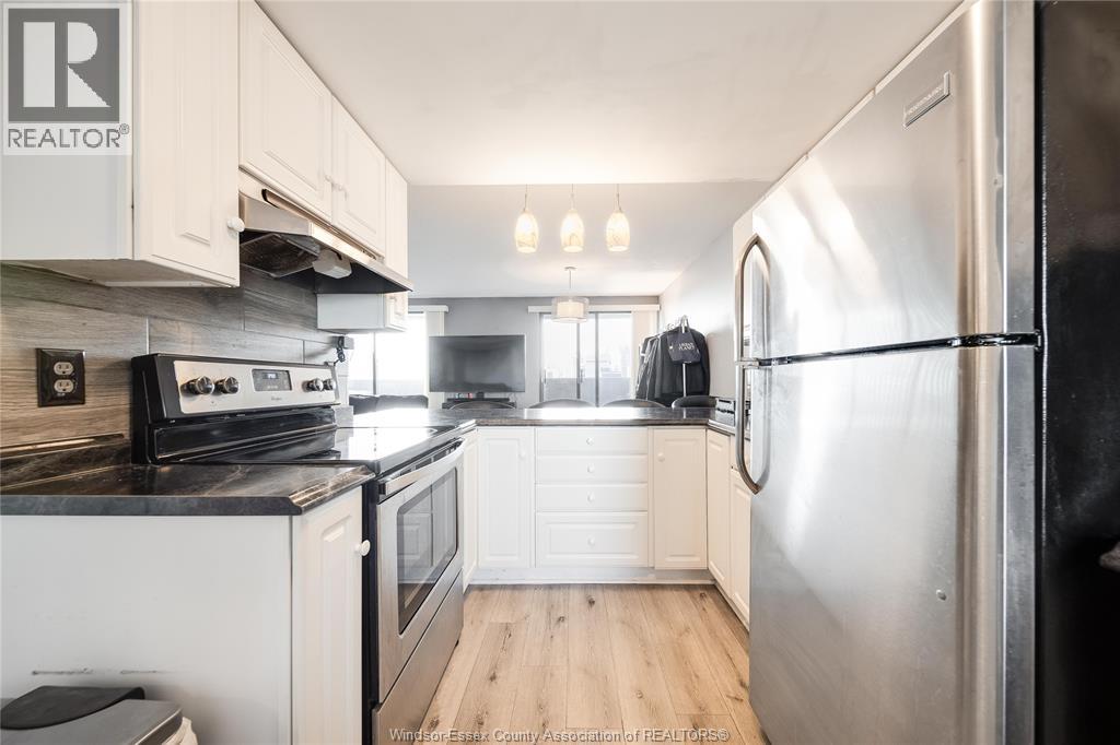Photo 9 of 380 Pelissier Unit 1608, Windsor ON