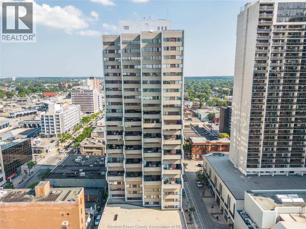Photo 2 of 380 Pelissier Unit 1608, Windsor ON