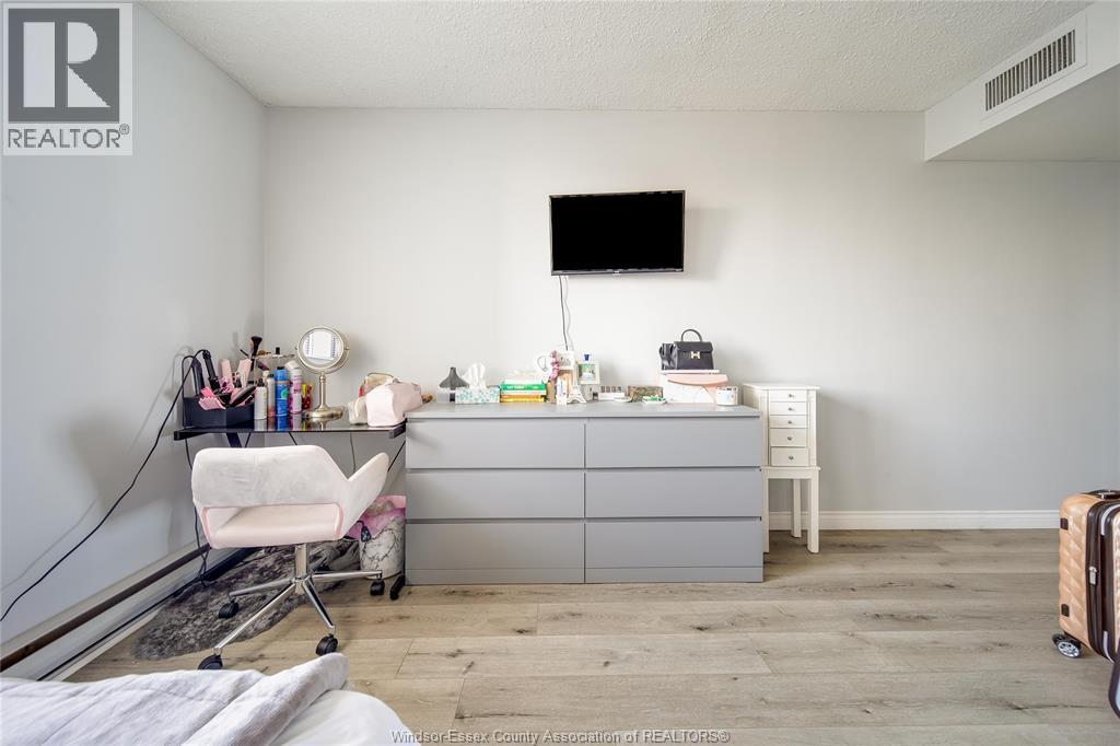 Photo 19 of 380 Pelissier Unit 1608, Windsor ON