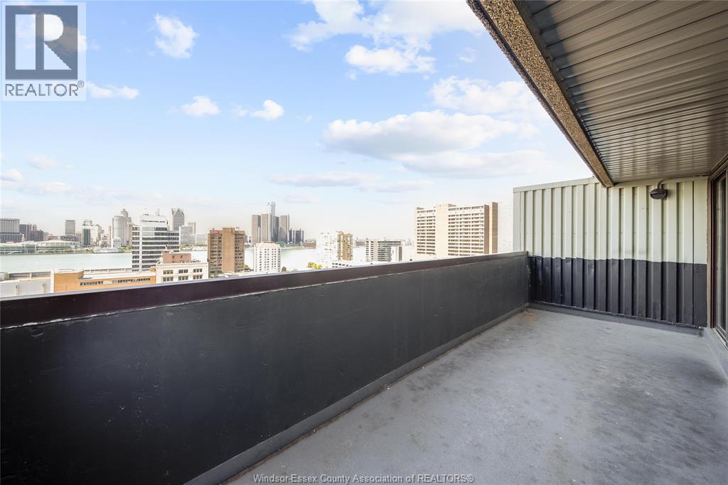 Photo 26 of 380 Pelissier Unit 1608, Windsor ON