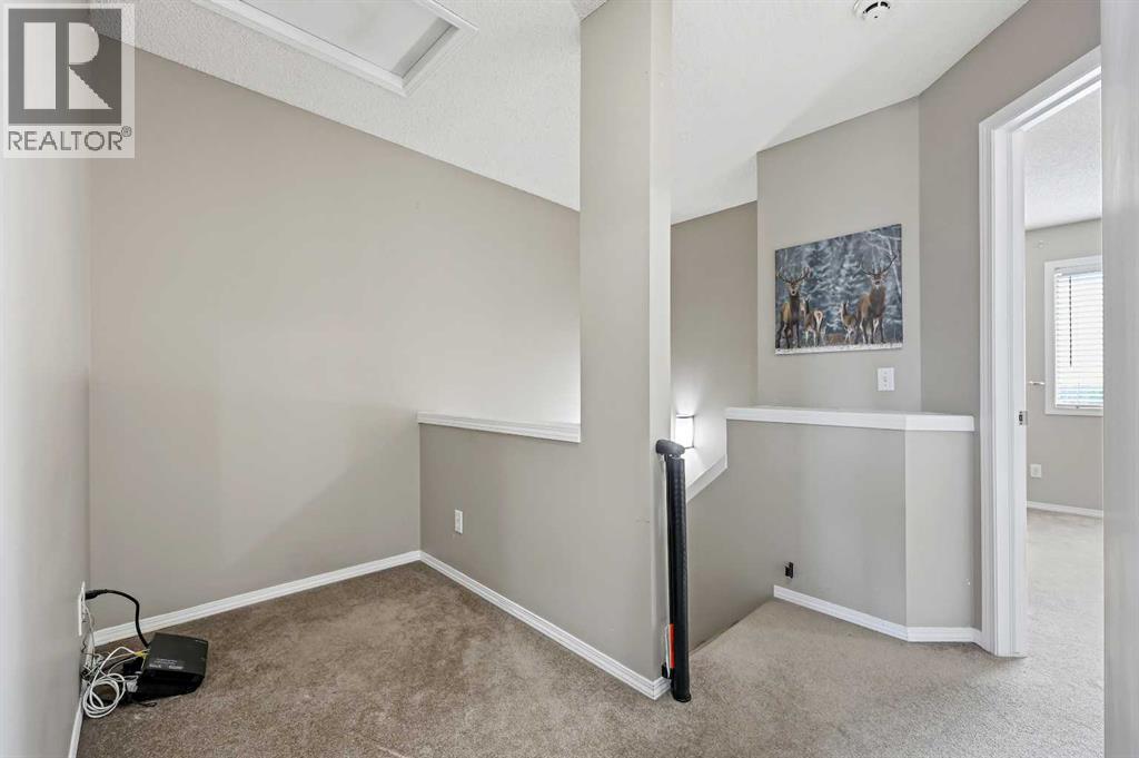 Single Family House for Sale in  Tuscany Springs Gardens NW Tuscany Calgary 