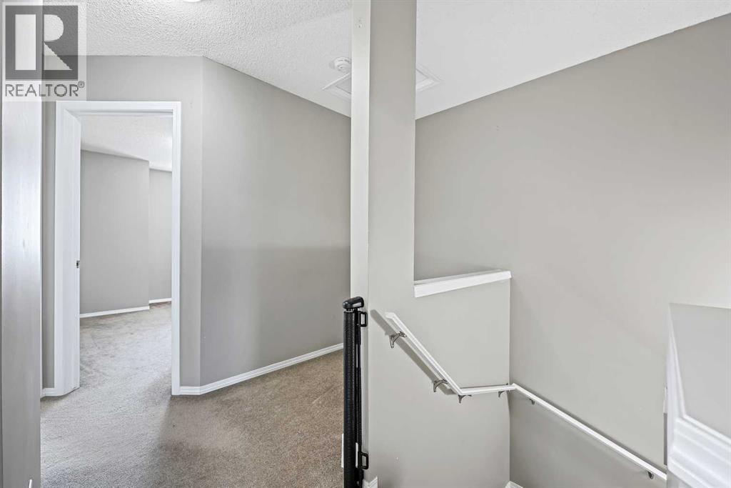 Single Family House for Sale in  Tuscany Springs Gardens NW Tuscany Calgary 