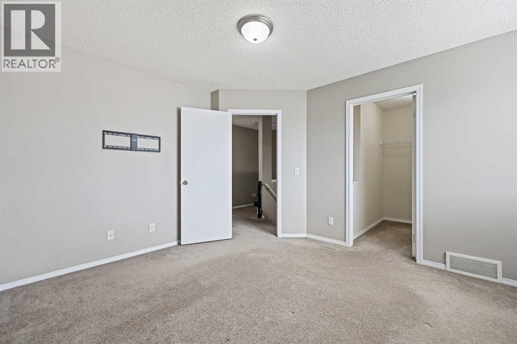 Single Family House for Sale in  Tuscany Springs Gardens NW Tuscany Calgary 