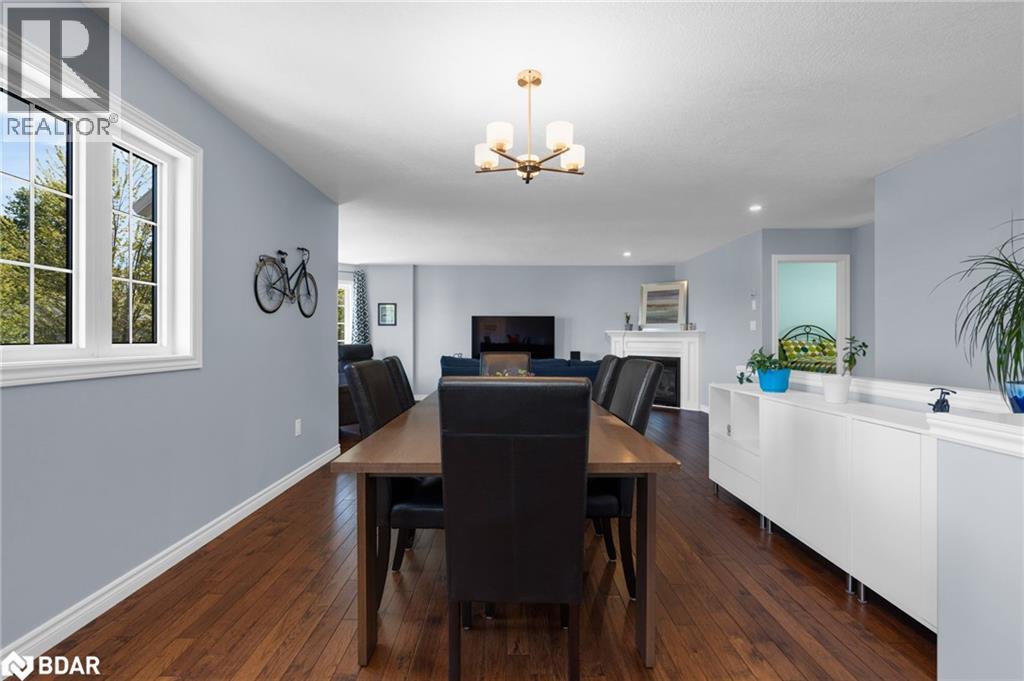 Photo 15 of 8 Ash Court Court, Oromedonte ON