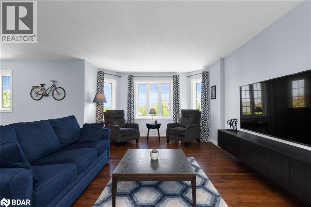 Photo 18 of 8 Ash Court Court, Oromedonte ON