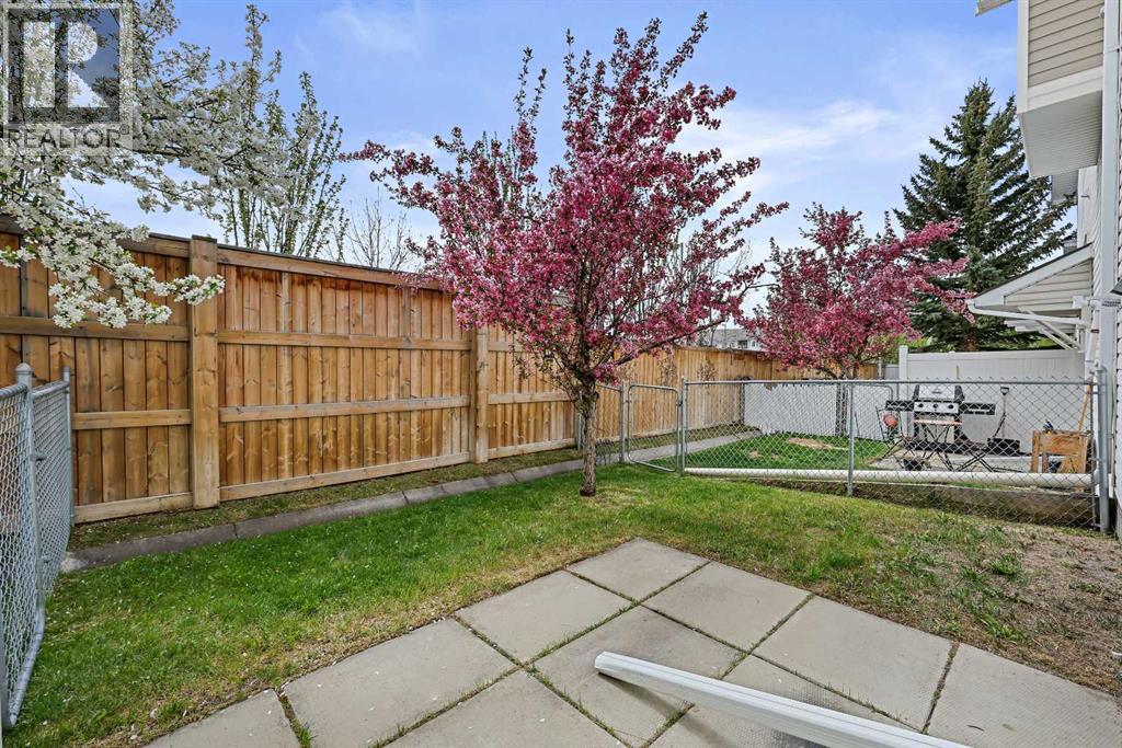 Single Family House for Sale in  Tuscany Springs Gardens NW Tuscany Calgary 