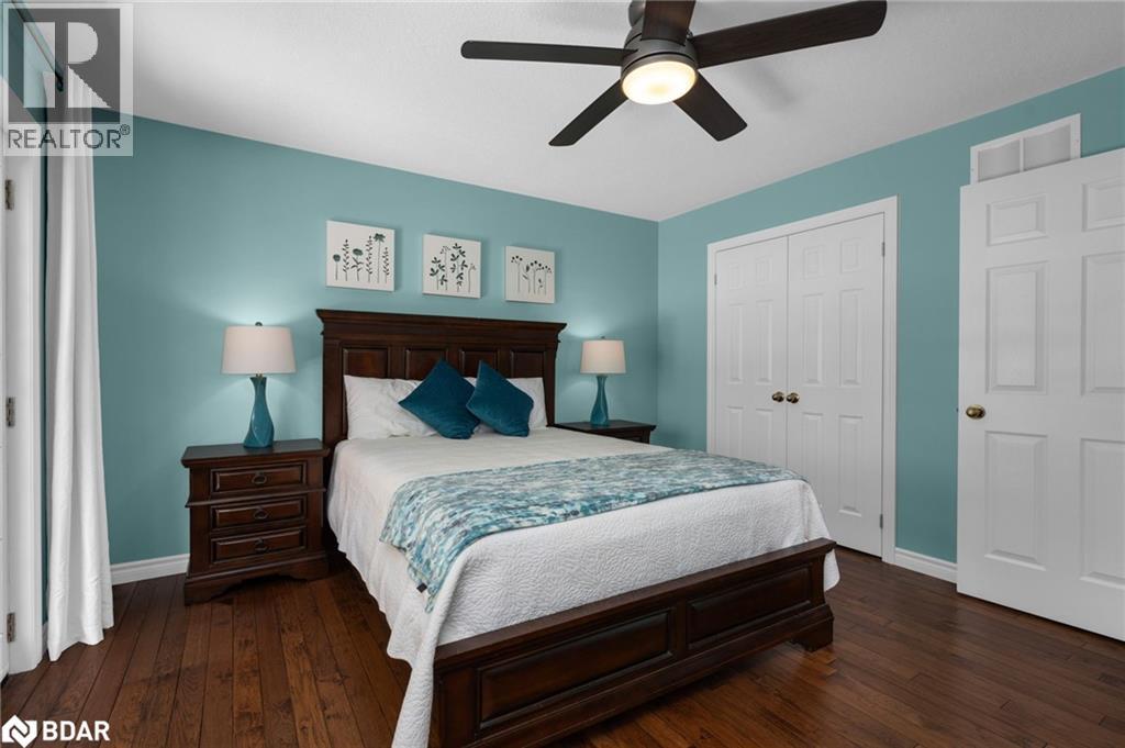 Photo 21 of 8 Ash Court Court, Oromedonte ON