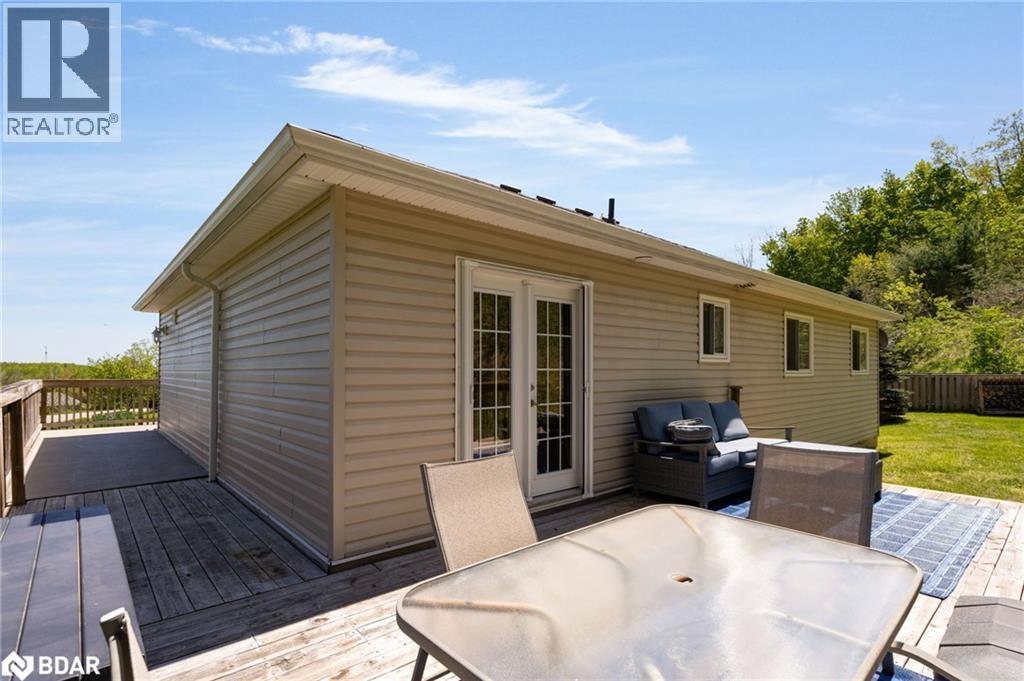 Photo 12 of 8 Ash Court Court, Oromedonte ON