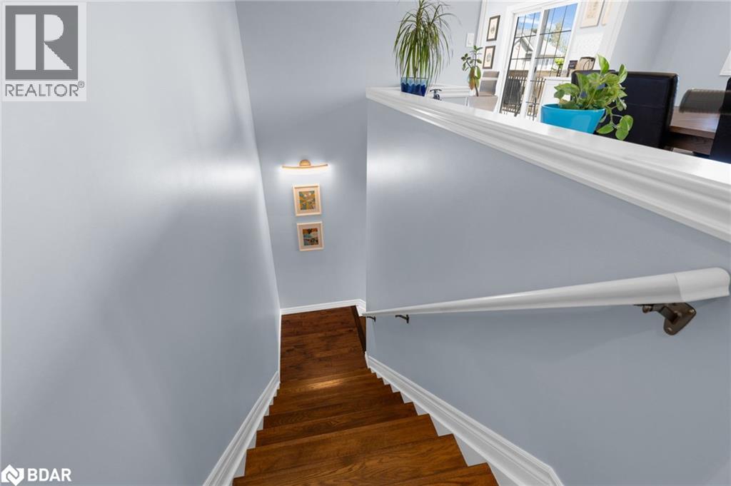 Photo 28 of 8 Ash Court Court, Oromedonte ON