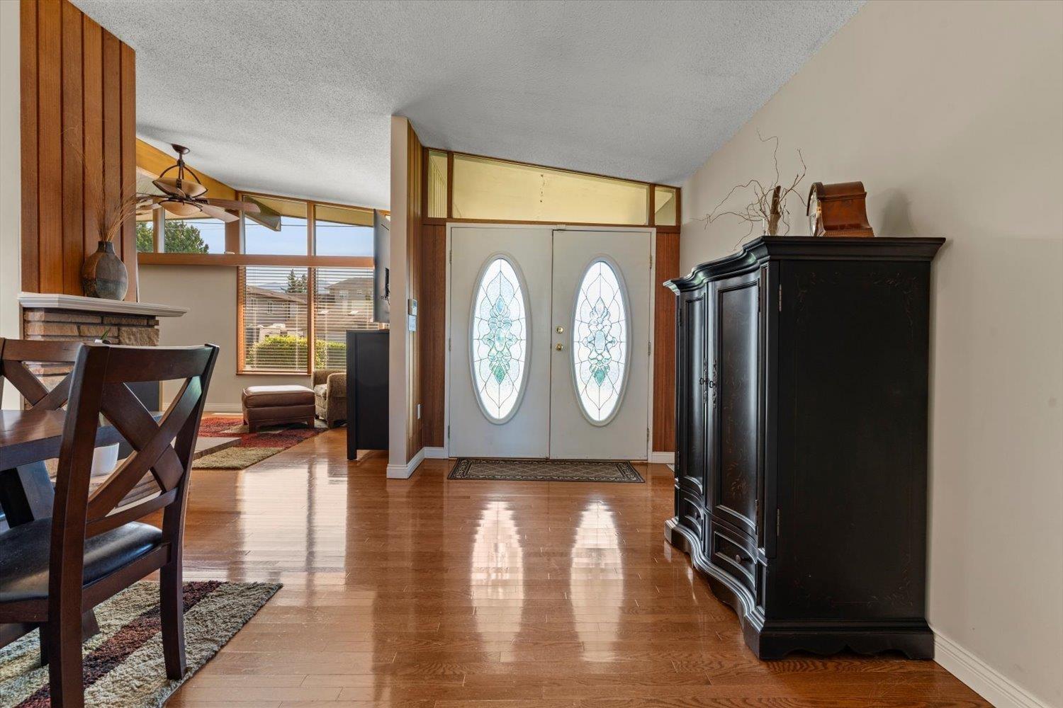 Photo 8 of 46661 Macken Avenue Chilliwack Proper East, Chilliwack BC