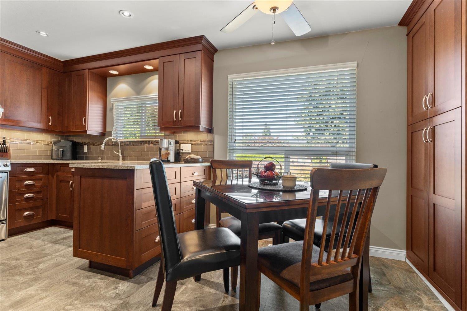Photo 19 of 46661 Macken Avenue Chilliwack Proper East, Chilliwack BC
