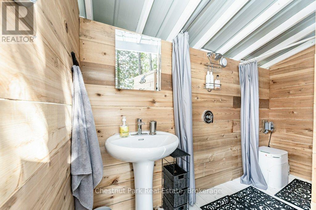 Photo 37 of 8 1140 Cowan Park Road, Muskoka Lakes ON