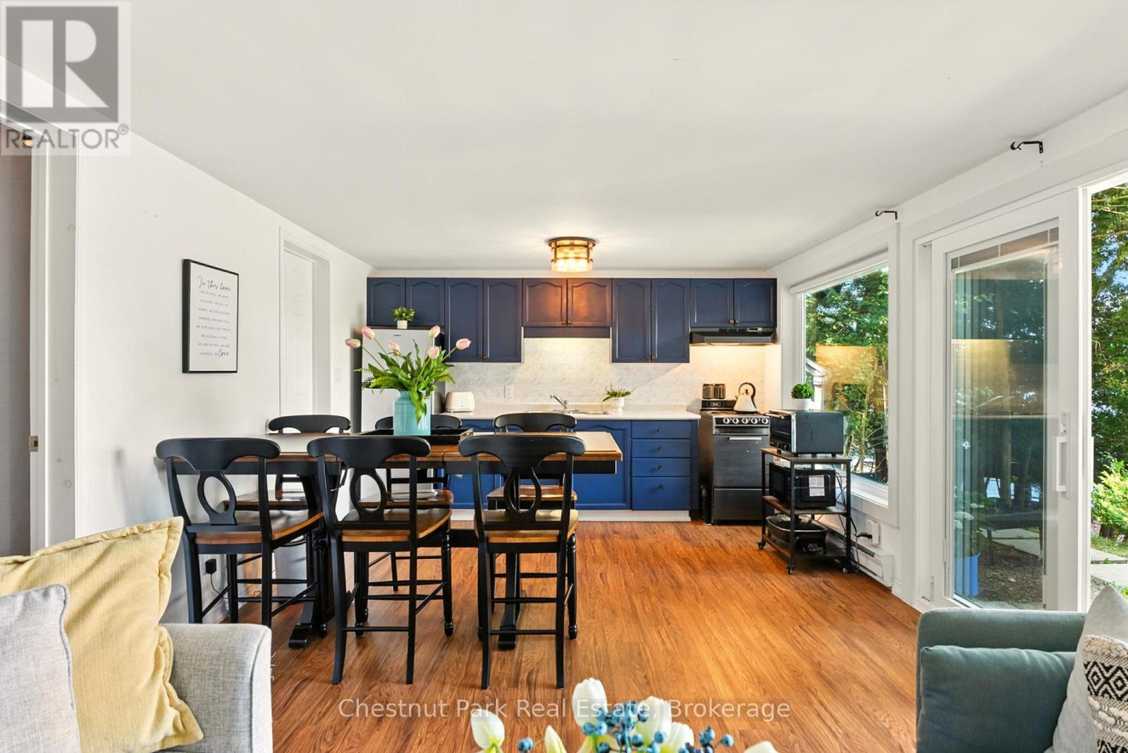 Photo 25 of 8 1140 Cowan Park Road, Muskoka Lakes ON