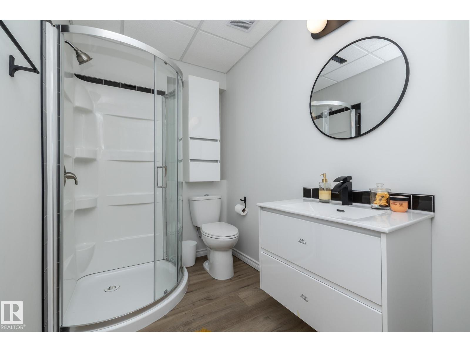 Photo 34 of 3516 107 St Nw, Edmonton AB