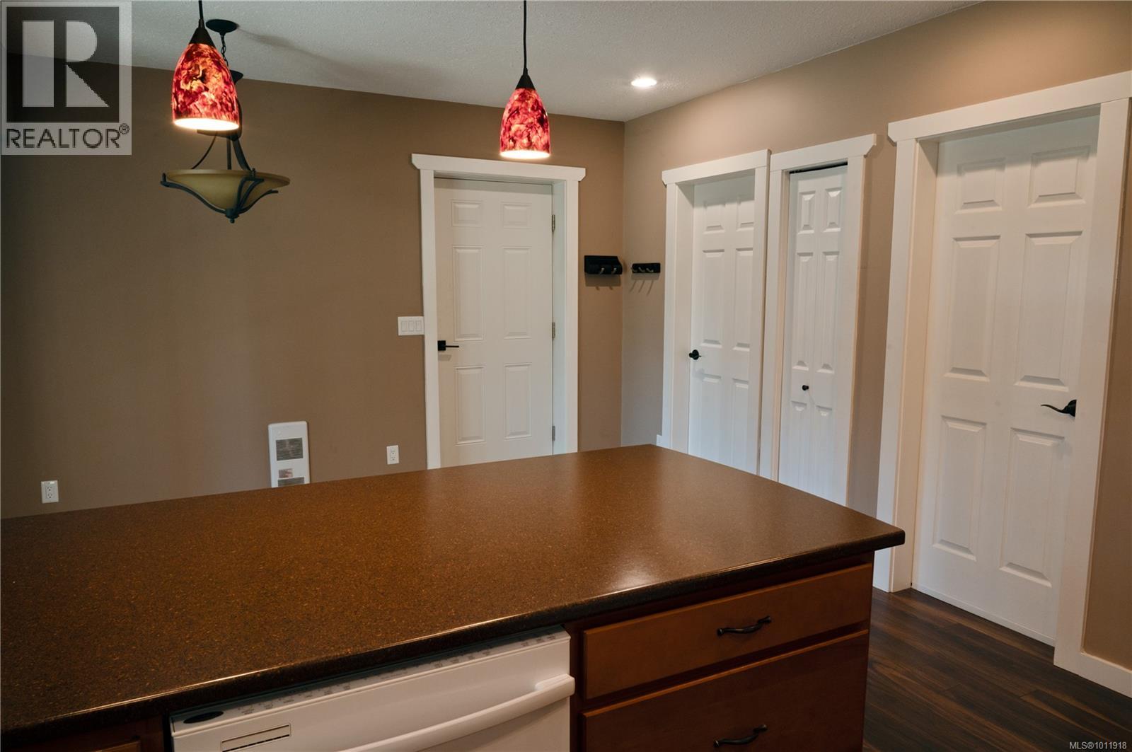 Photo 1 of 2871 15th Ave, Port Alberni BC