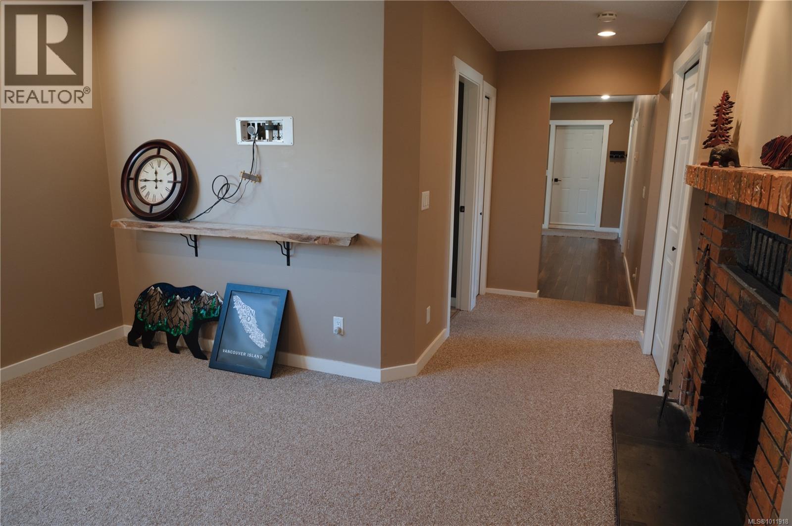 Photo 3 of 2871 15th Ave, Port Alberni BC
