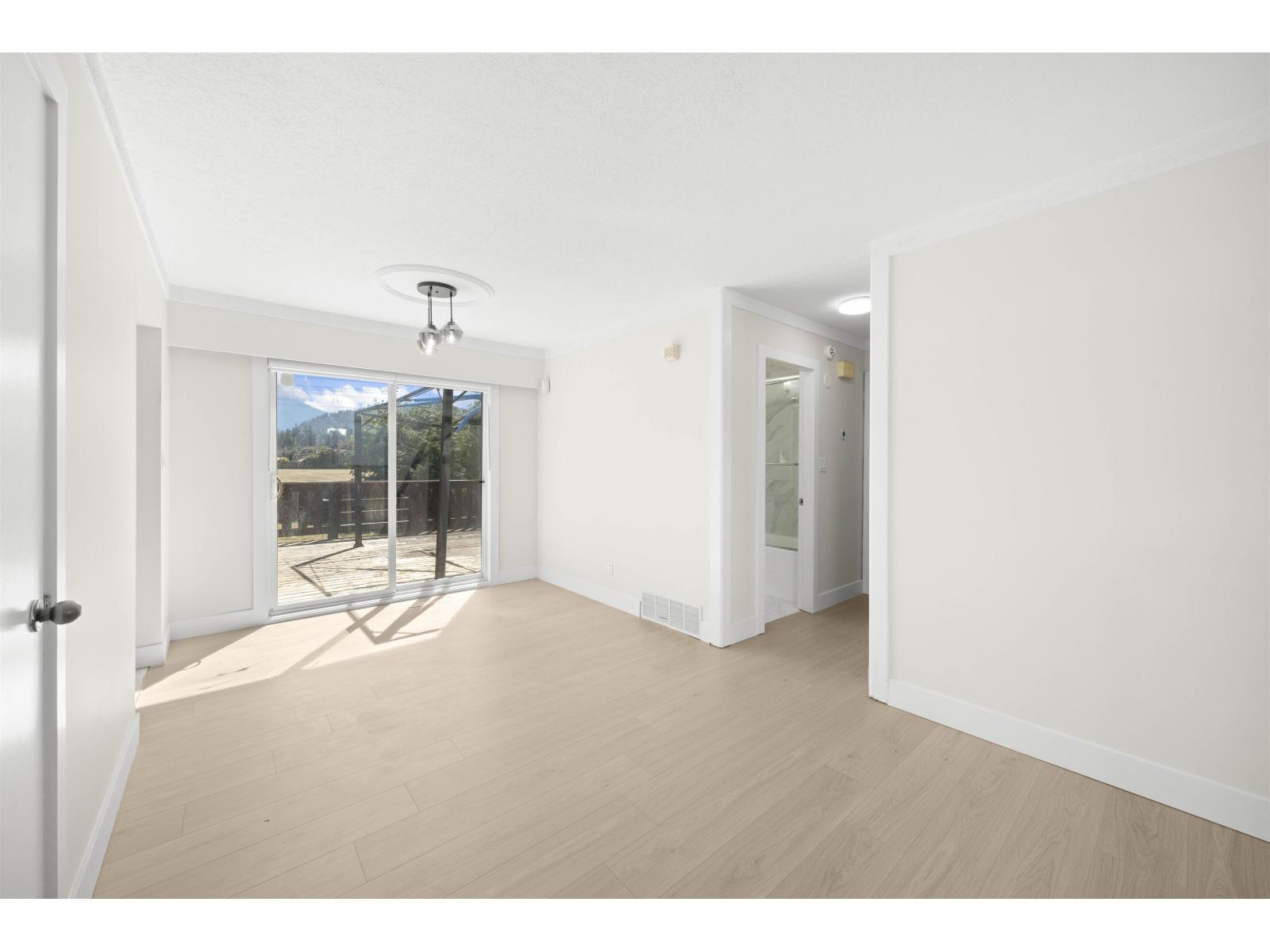 Photo 21 of 45266 Balmoral Avenue Sardis South, Chilliwack BC