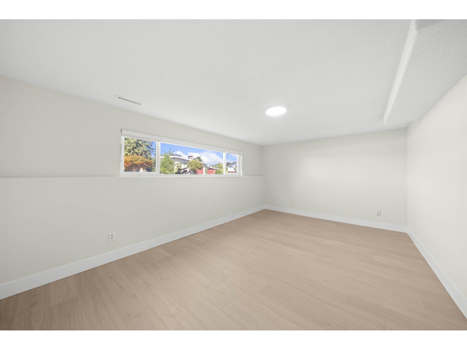 Photo 7 of 45266 Balmoral Avenue Sardis South, Chilliwack BC