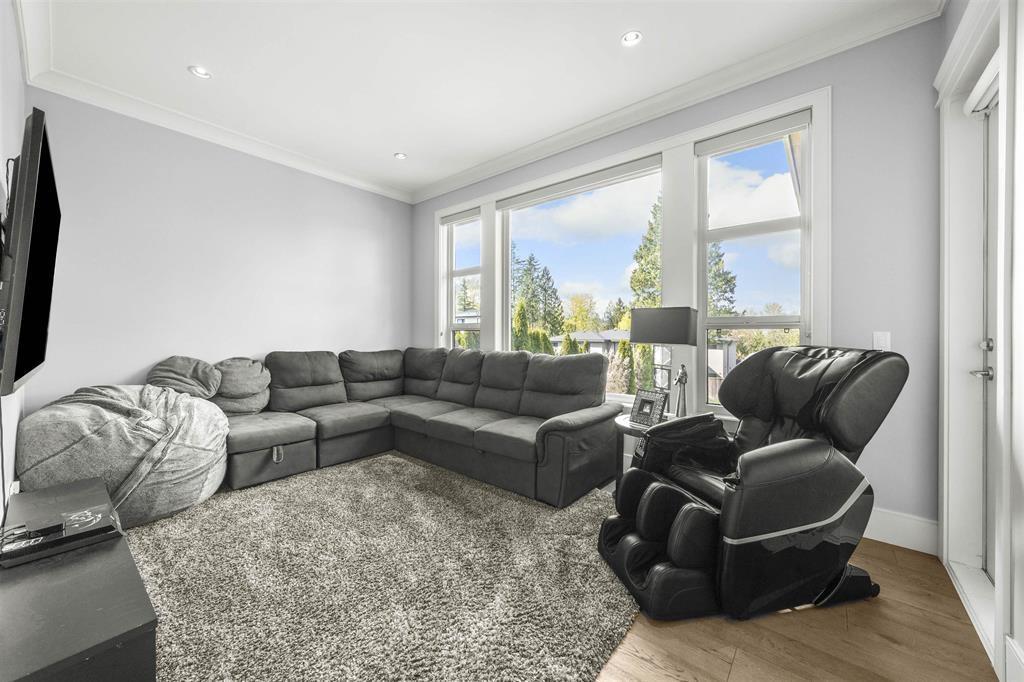 Photo 9 of 17585 Abbey Drive, Surrey BC