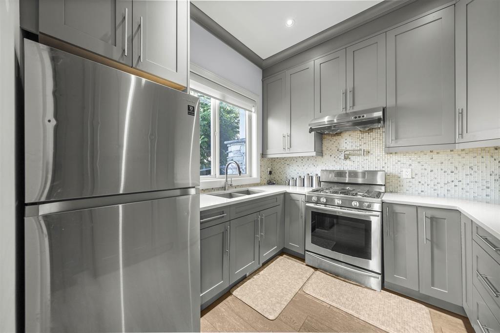 Photo 17 of 17585 Abbey Drive, Surrey BC