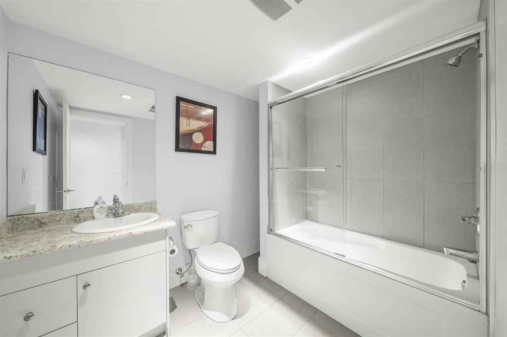 Photo 33 of 17585 Abbey Drive, Surrey BC