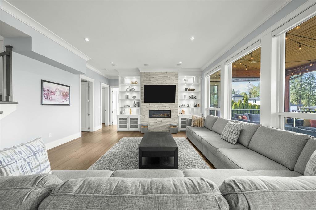 Photo 11 of 17585 Abbey Drive, Surrey BC