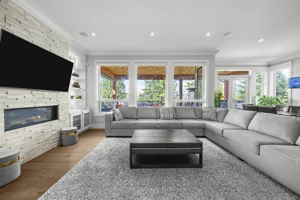 Photo 12 of 17585 Abbey Drive, Surrey BC