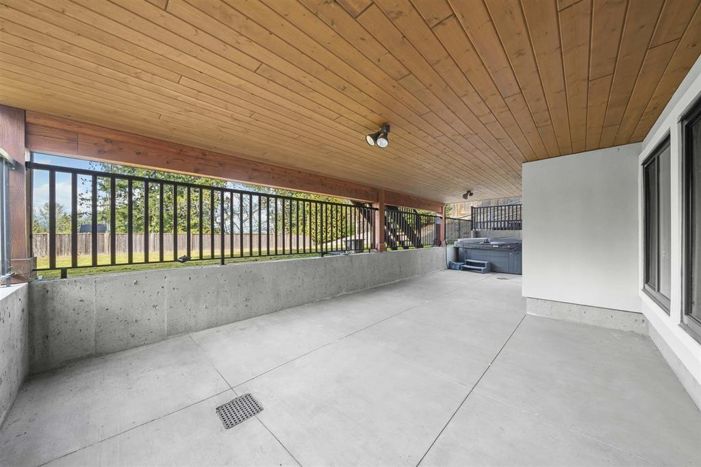 Photo 34 of 17585 Abbey Drive, Surrey BC