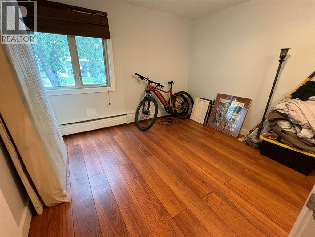 Single Family House for Sale in    Avenue SW Mission Calgary 