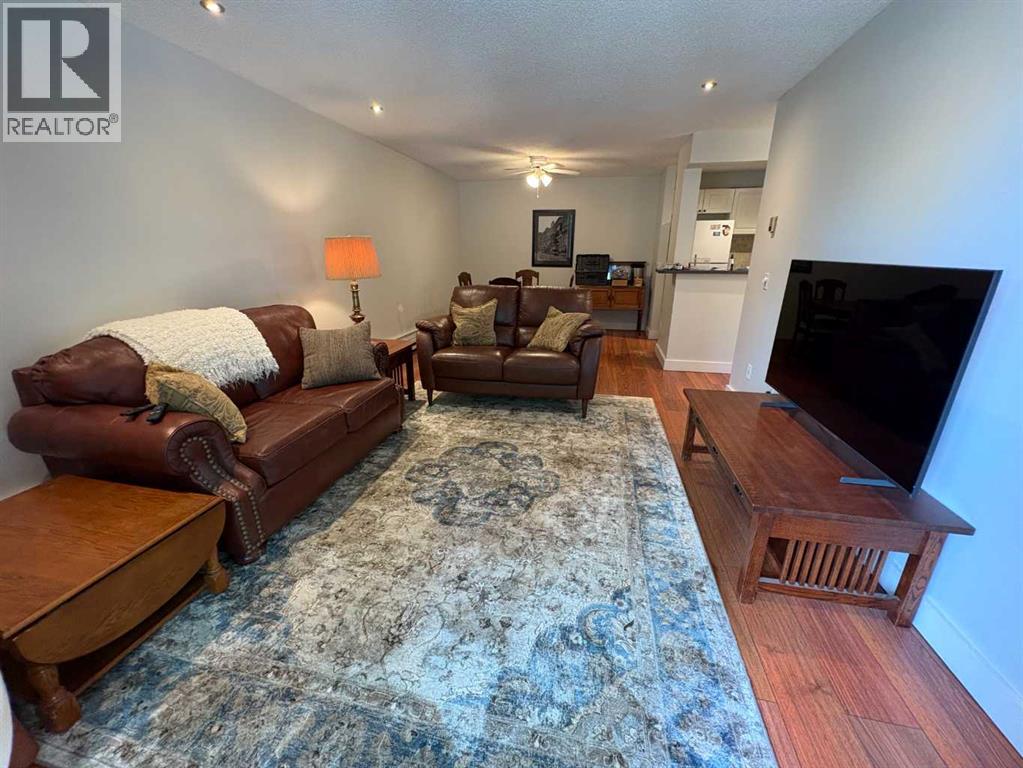 Single Family House for Sale in    Avenue SW Mission Calgary 