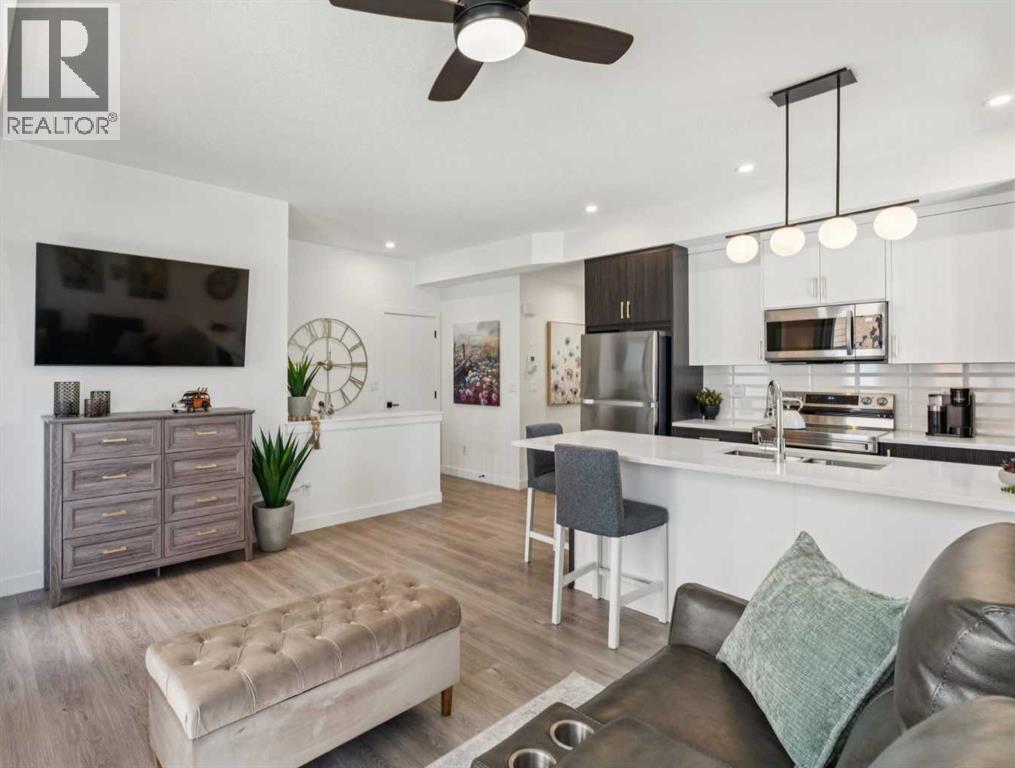 Single Family House for Sale in    Street SW Aspen Woods Calgary 